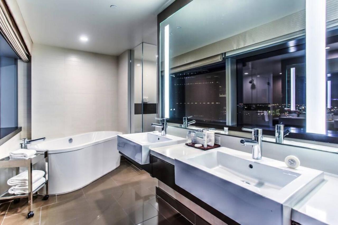 City Center - Panoramic Corner Suite At Vdara Las Vegas Bagian luar foto